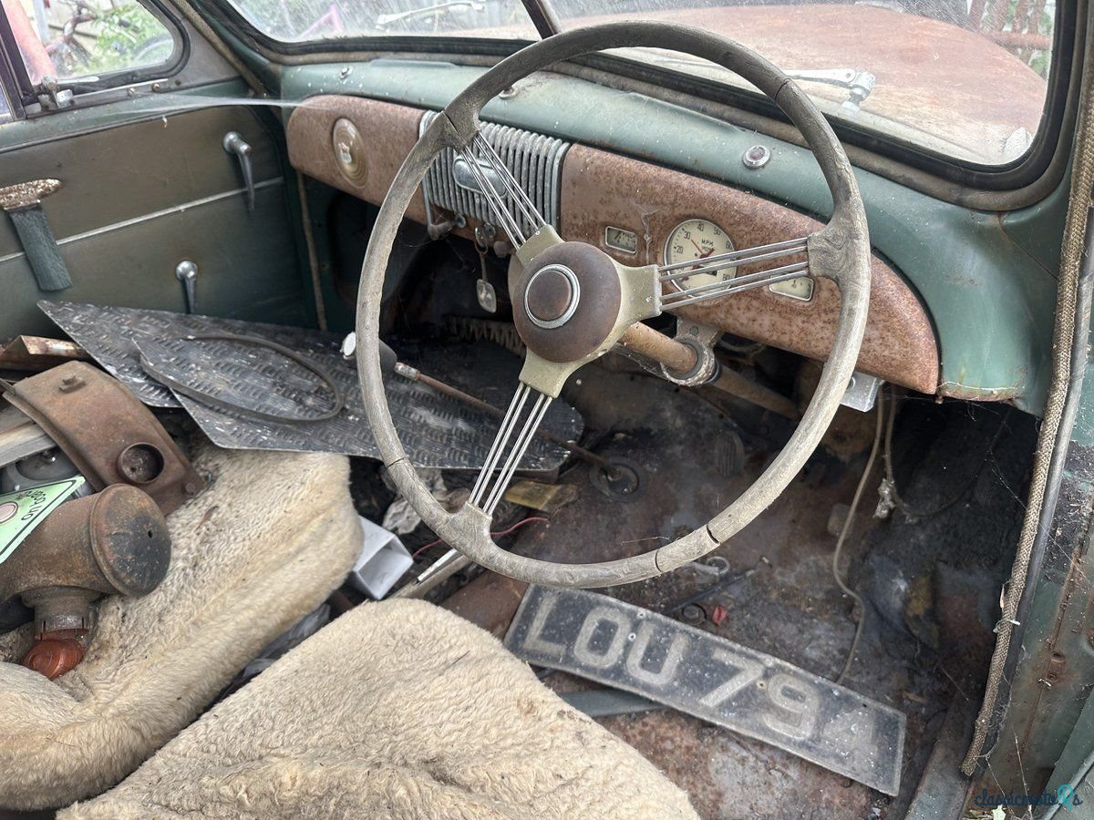 1954' Morris Minor photo #3