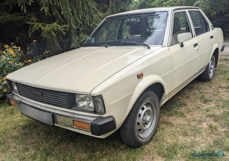 1980' Toyota Corolla photo #1