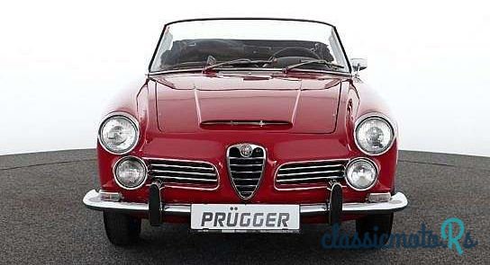 1963' Alfa Romeo Spider photo #2