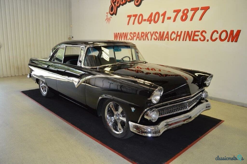 1955' Ford Fairlane photo #1