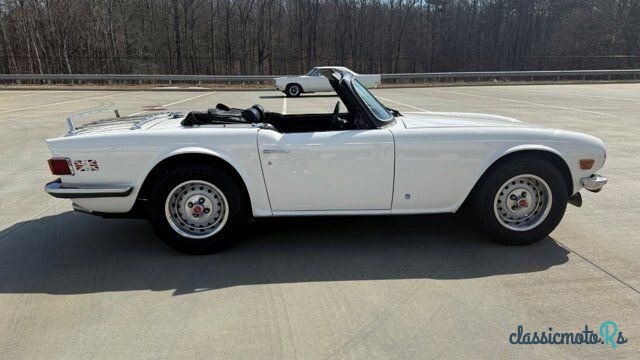 1976' Triumph TR6 photo #4