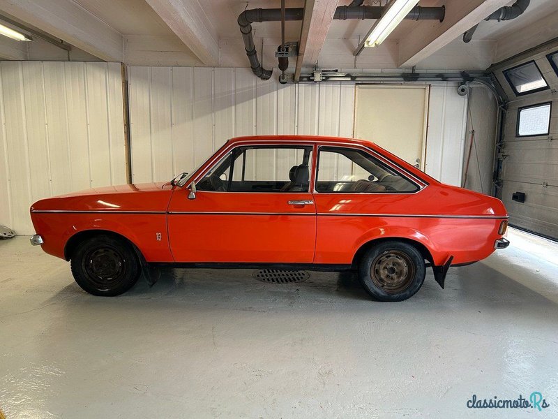 1976' Ford Escort photo #2