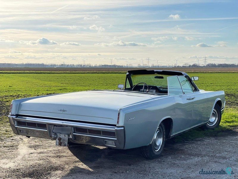 1966' Lincoln Continental photo #3