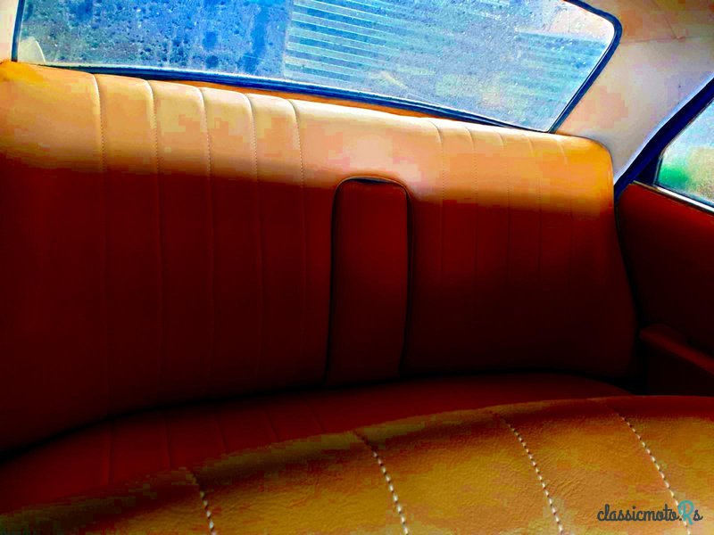1966' Peugeot 404 photo #3