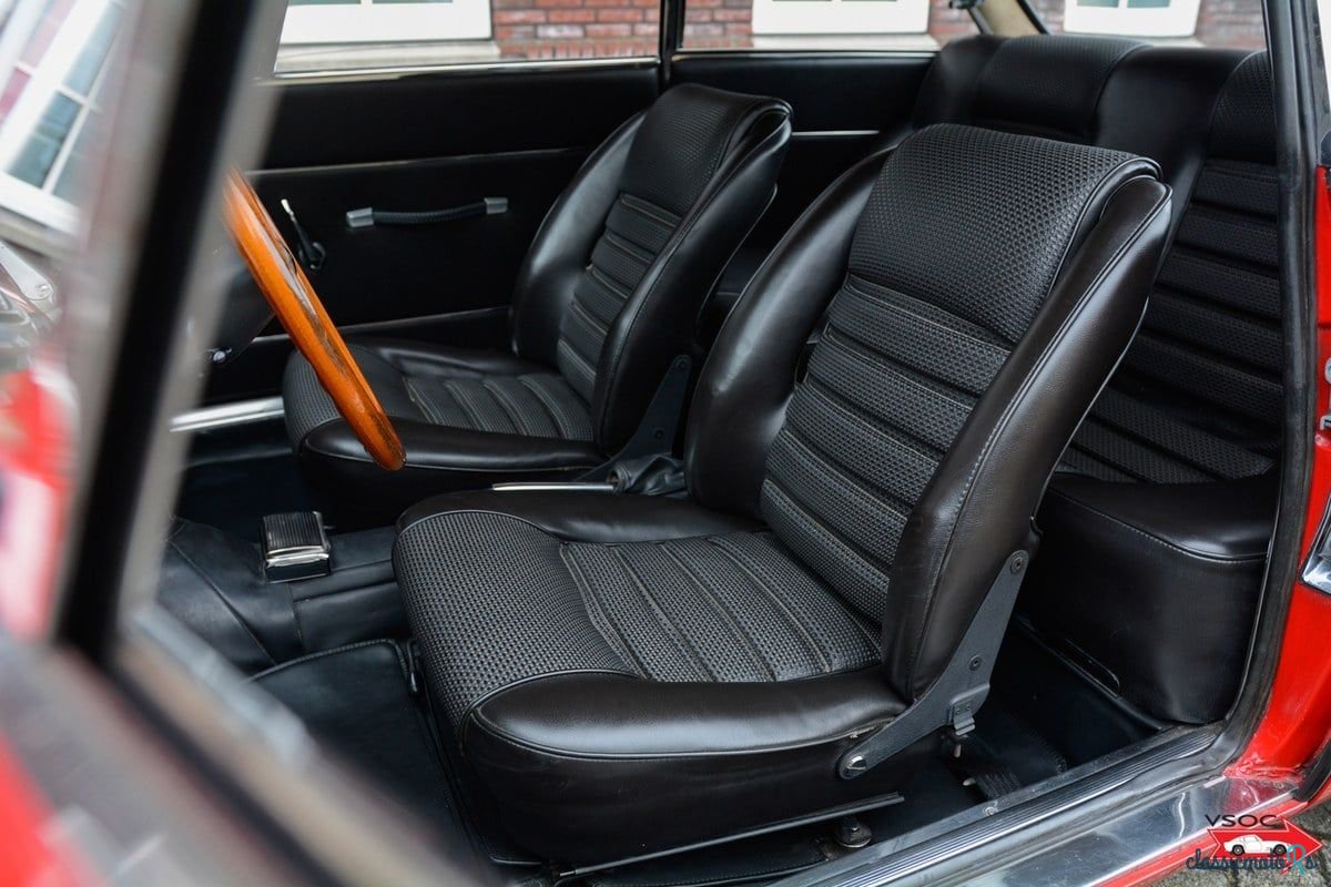 1968' Alfa Romeo Giulia photo #5