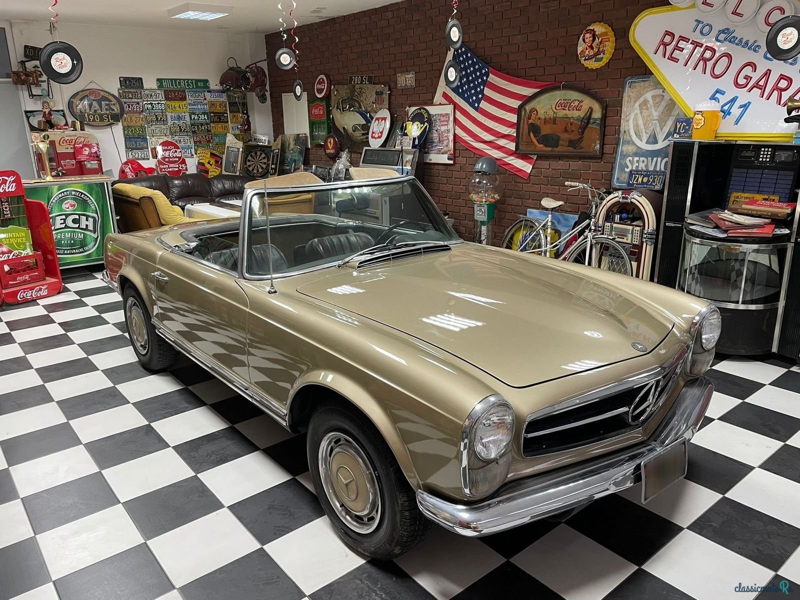 1968' Mercedes-Benz 280SL W113 photo #2