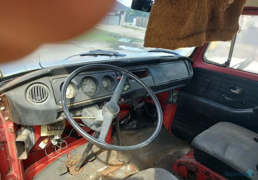 1969' Volkswagen Transporter photo #4