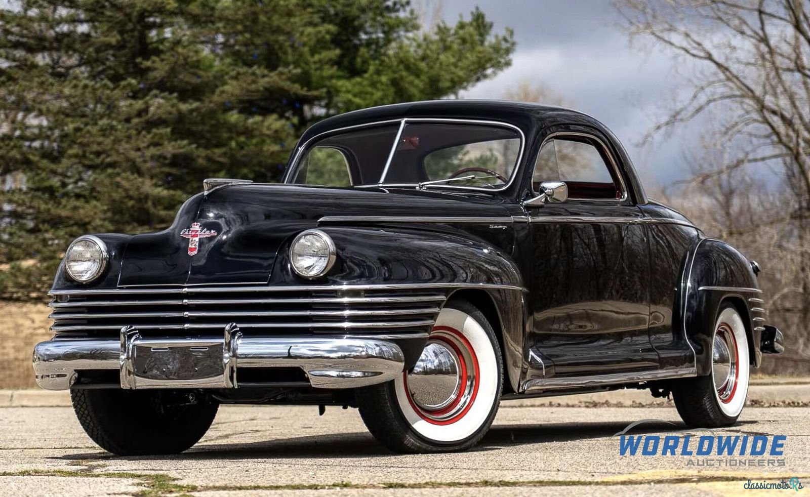 1942' Chrysler Saratoga photo #1