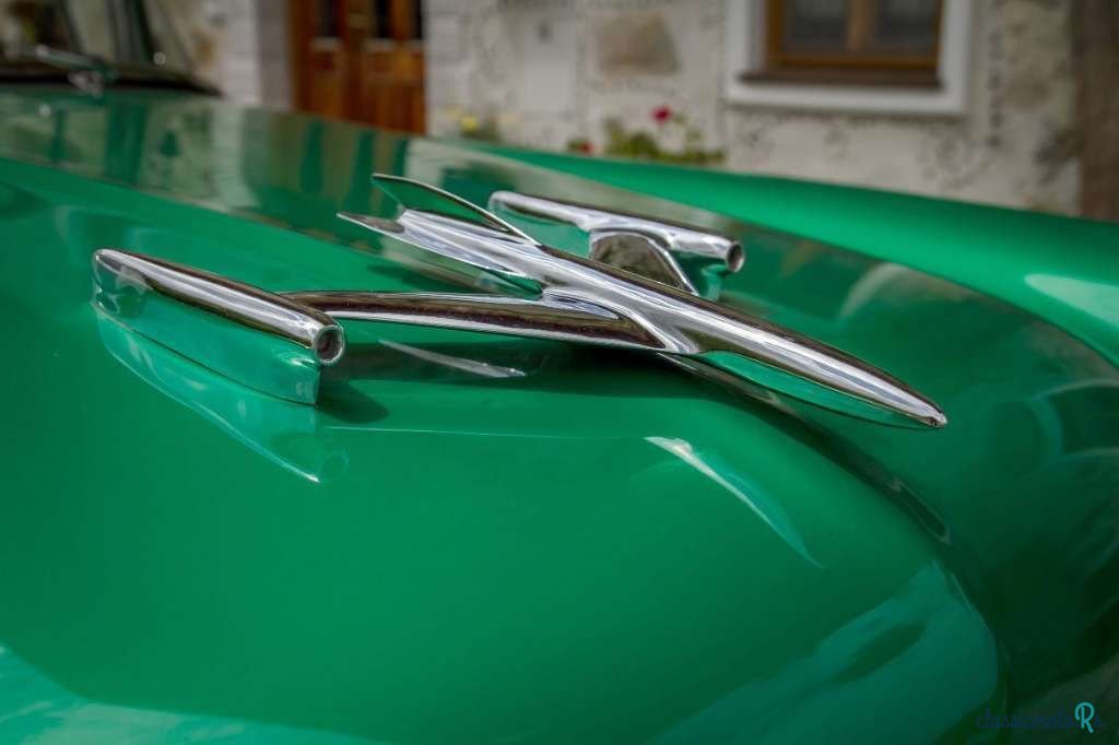 1954' Oldsmobile Super 88 photo #2