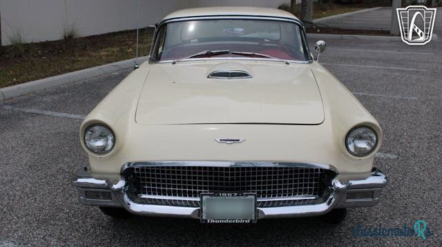 1957' Ford Thunderbird photo #3