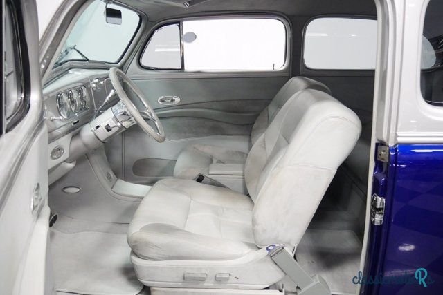 1938' Chevrolet Master Deluxe photo #3