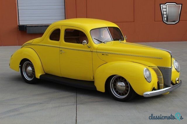 1940' Ford Deluxe photo #5