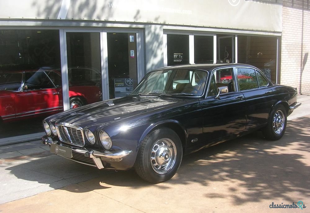 1973' Jaguar XJ photo #3