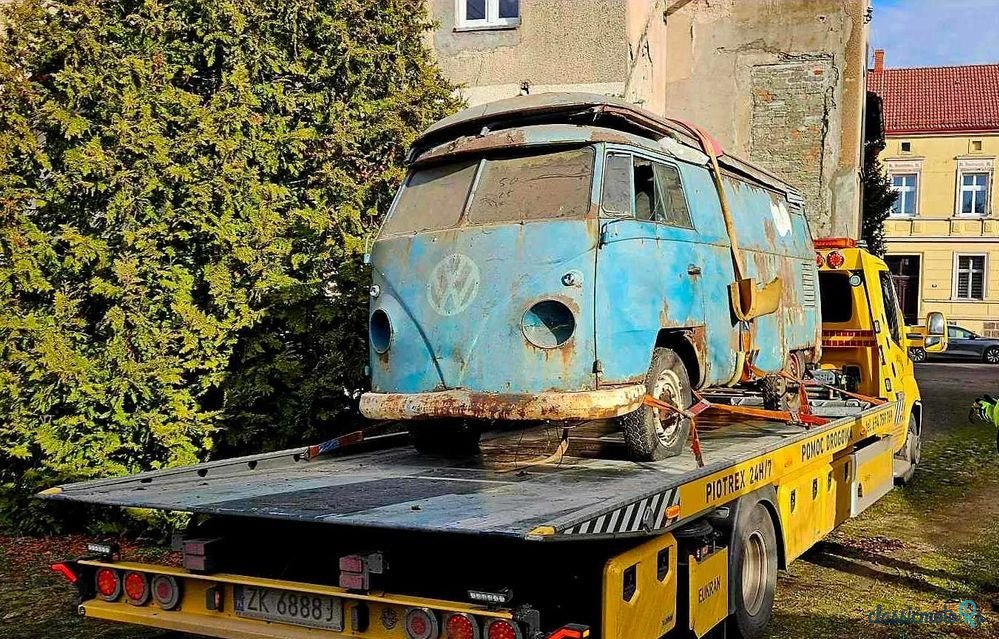 1962' Volkswagen Transporter photo #4