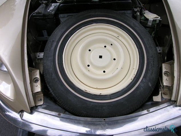 1970' Citroen DS 21 photo #6