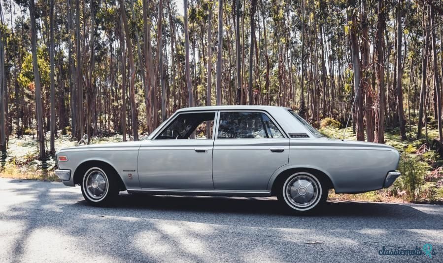 1970' Toyota Crown photo #4