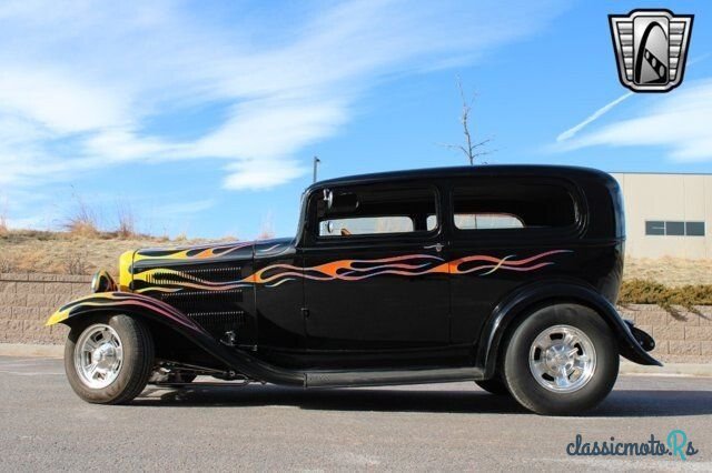 1932' Ford photo #3