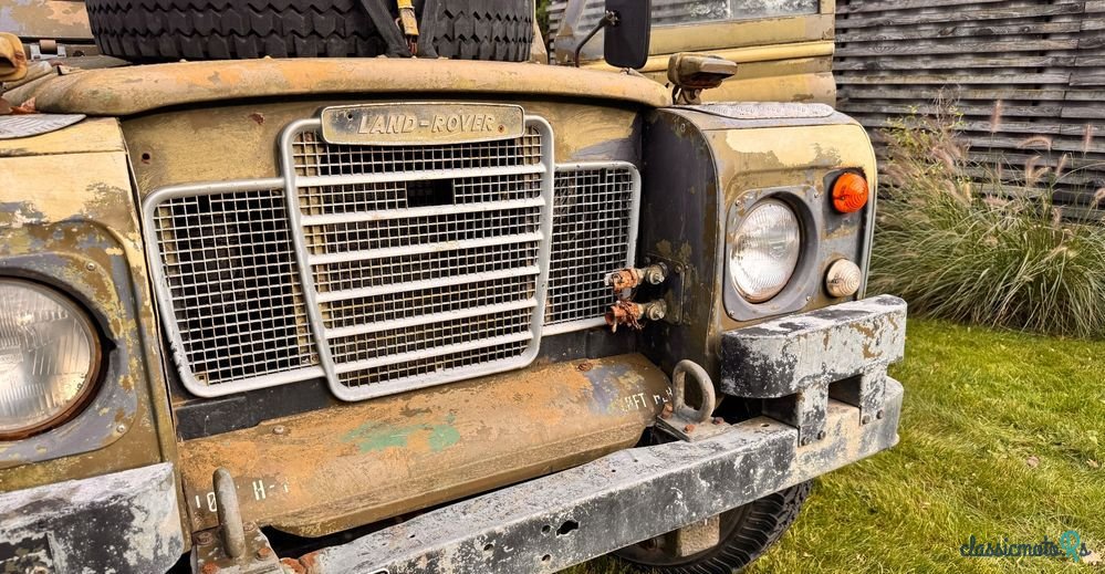 1974' Land Rover photo #2