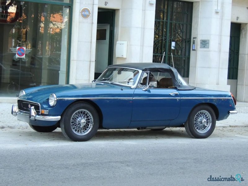 1972' MG MGB photo #1