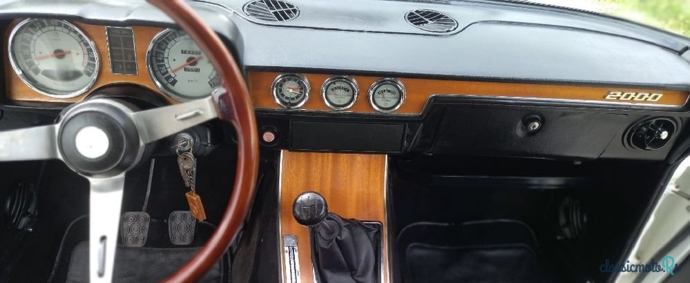 1973' Alfa Romeo 2000 photo #6