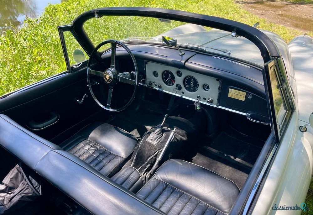 1958' Jaguar Xk150 photo #4