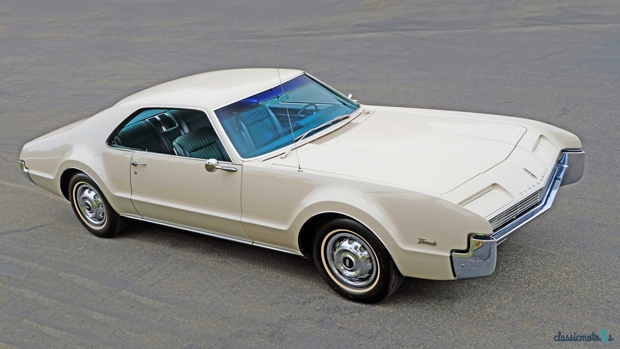 1966' Oldsmobile Toronado photo #2