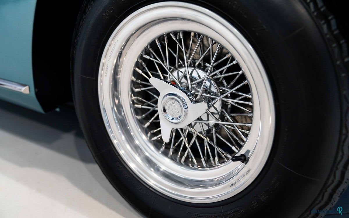 1967' Ferrari 275 photo #3