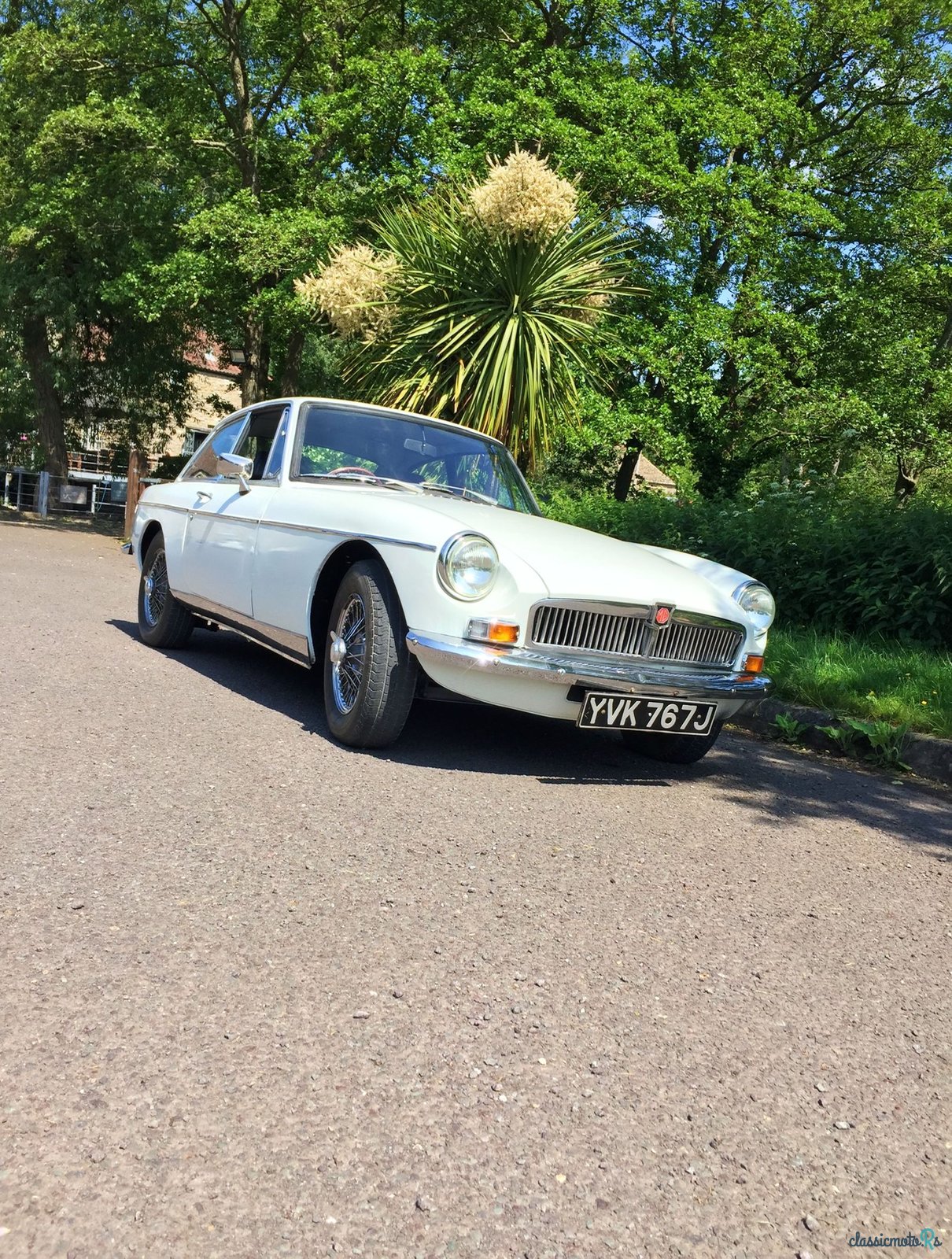 1970' MG Mgb Gt photo #1