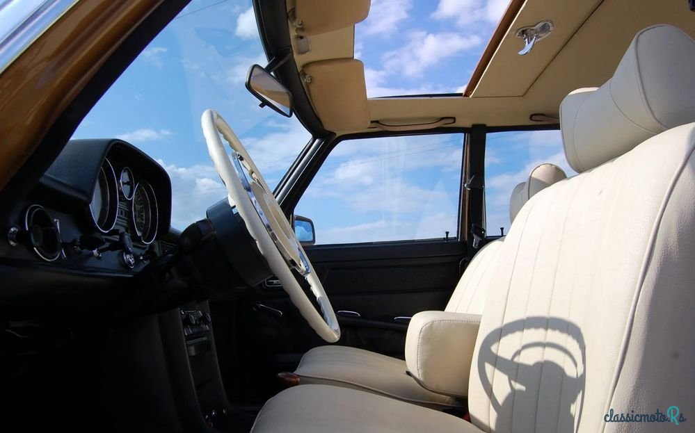 1974' Mercedes-Benz W115 photo #4