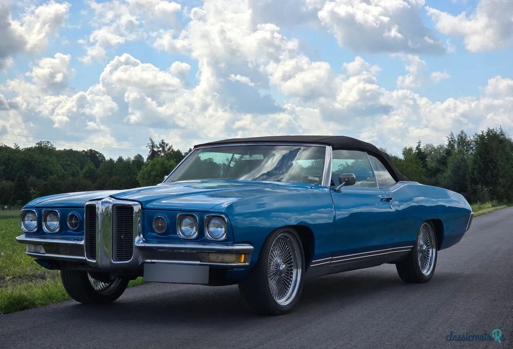1970' Pontiac Bonneville photo #2