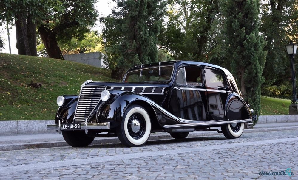 1939' Renault Viva Grand Sport photo #1