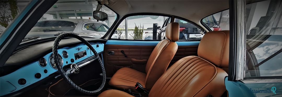 1969' Volkswagen Karmann Ghia photo #5