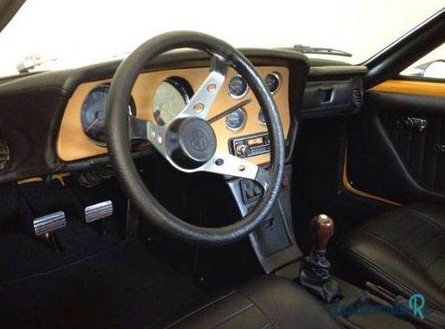 1974' Volkswagen SP2 photo #2