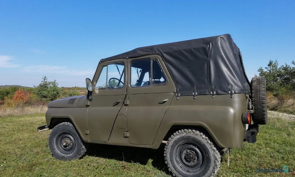1977' UAZ 469 B photo #2