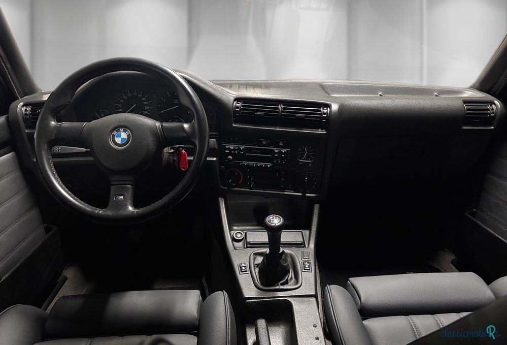 1988' BMW Série 3 Is photo #4