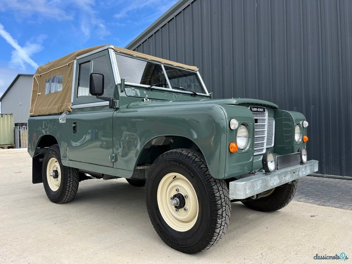 1977' Land Rover Series III photo #1