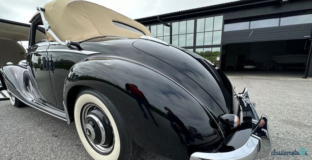 1950' Mercedes-Benz photo #2