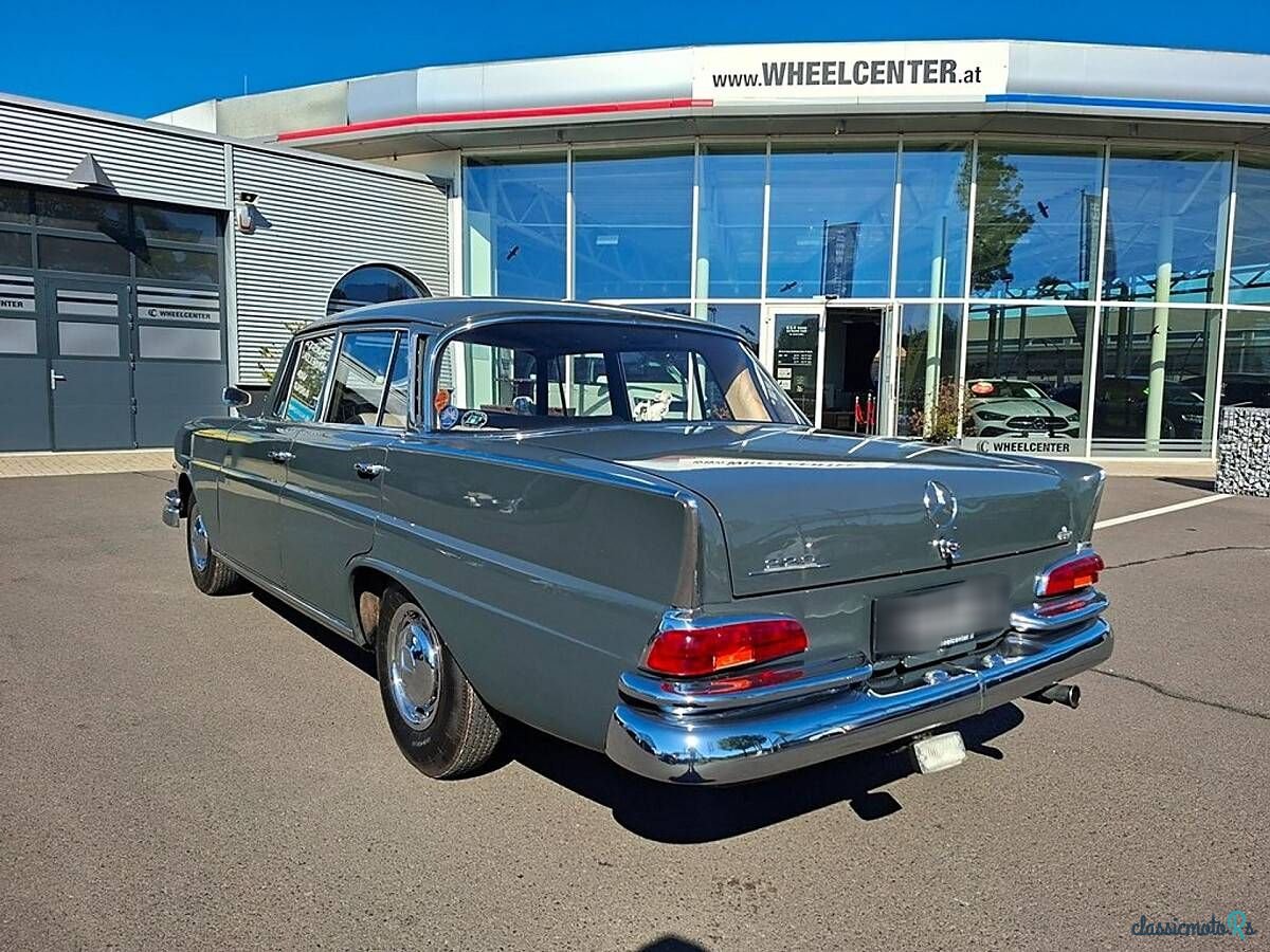 1961' Mercedes-Benz photo #5