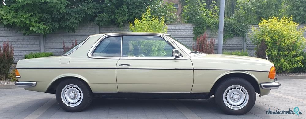 1980' Mercedes-Benz W123 photo #3