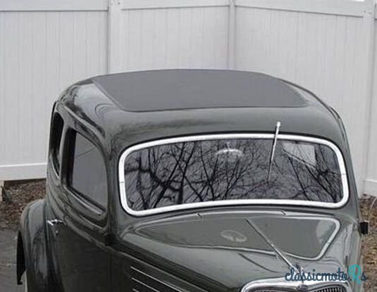 1935' Ford Model 48 photo #5