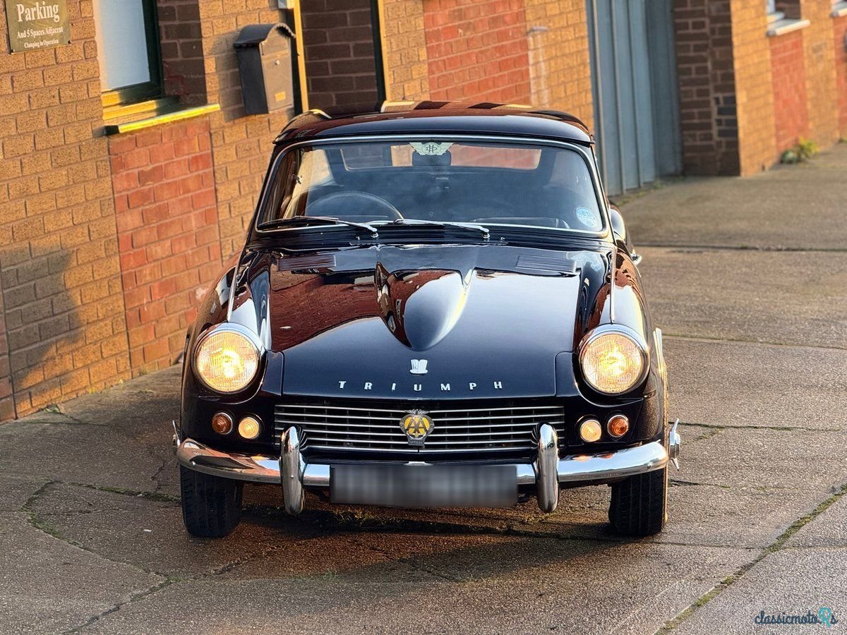 1968' Triumph GT6 photo #1