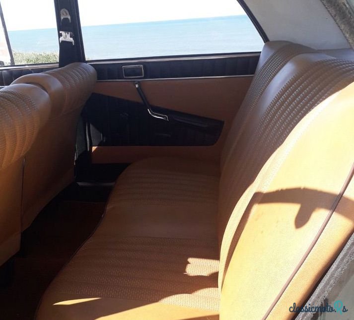 1969' Peugeot 204 photo #4