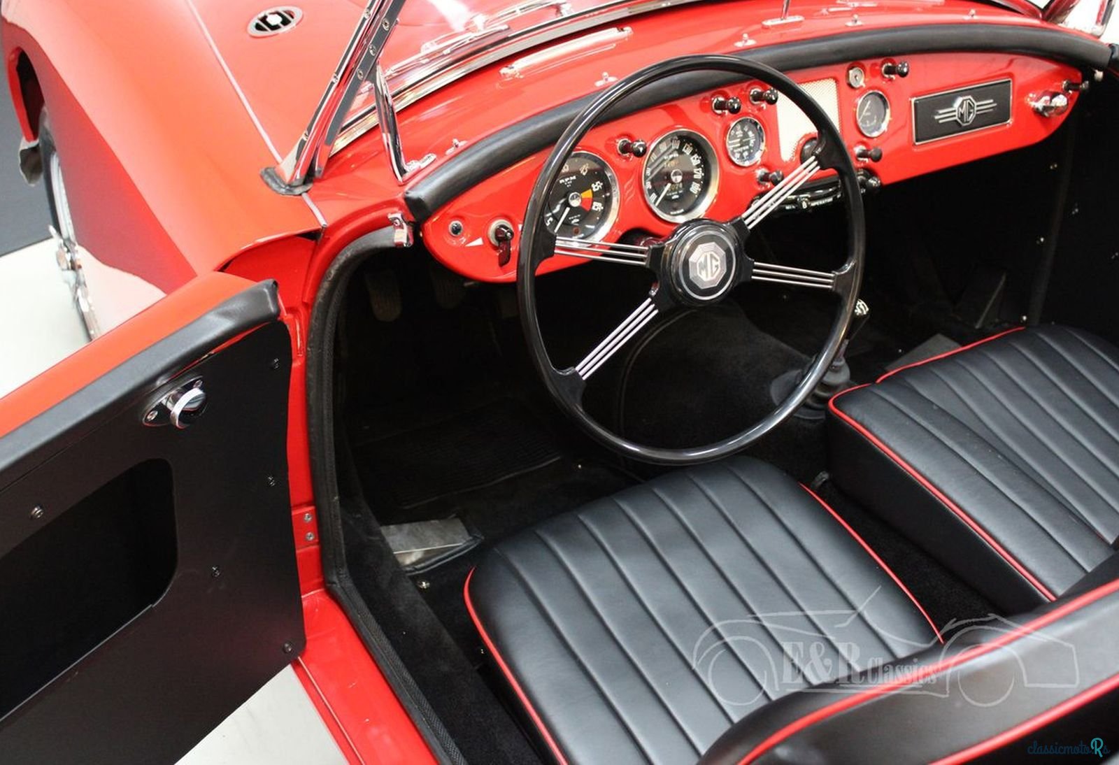 1955' MG MGA photo #2