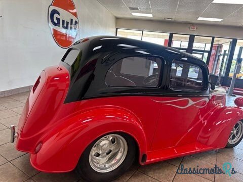 1948' Ford Anglia photo #4