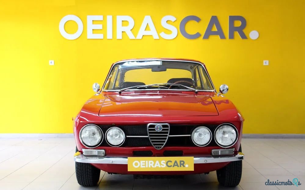 1975' Alfa Romeo GT photo #4