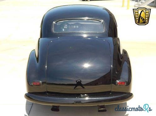 1947' Chevrolet Sedan photo #2