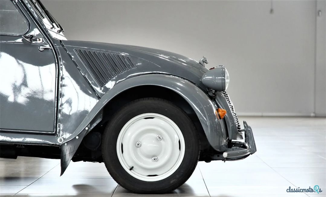 1956' Citroen 2CV photo #6