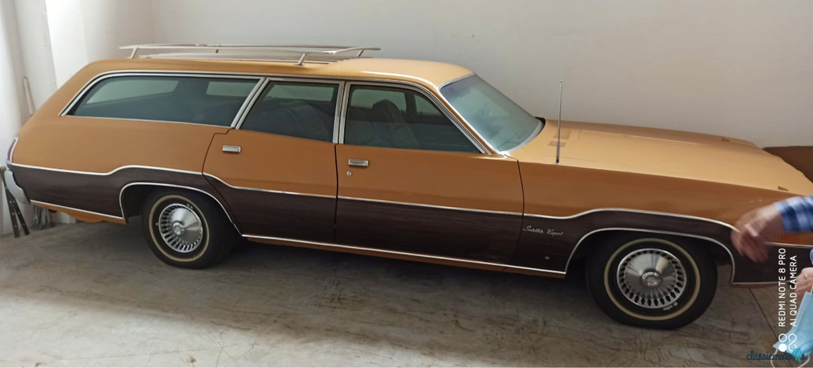 1971' Plymouth Satellite Station Wagon photo #1