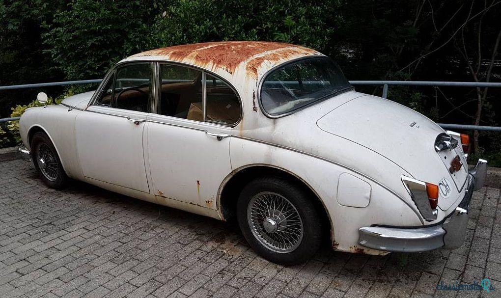 1961' Jaguar Mk Ii photo #2