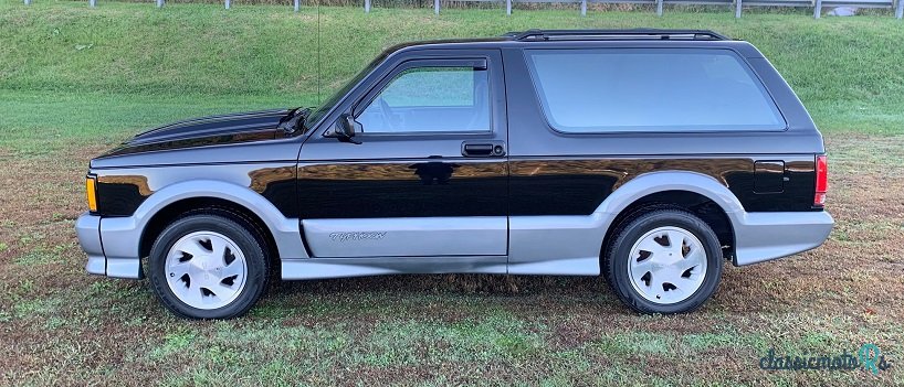 1992' GMC Typhoon photo #2